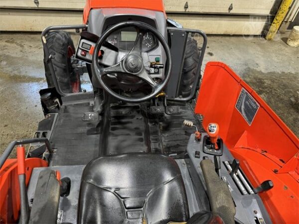 KUBOTA M6L-111 - Image 4